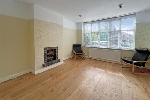 30 Mitchley Hill, South Croydon, CR2 9HA