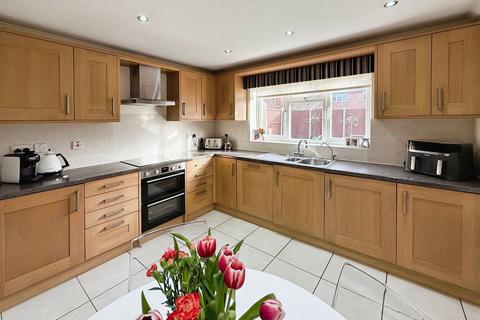 4 bedroom detached house for sale, Leonard Mews, Branksome Avenue