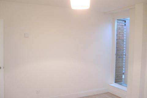 2 bedroom flat for sale, Cranston Close, Hounslow TW3