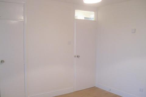 55 Cranston Close, Hounslow, TW3 3DQ