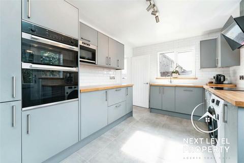 4 bedroom detached house for sale, Skeifs Row, Benwick, PE15
