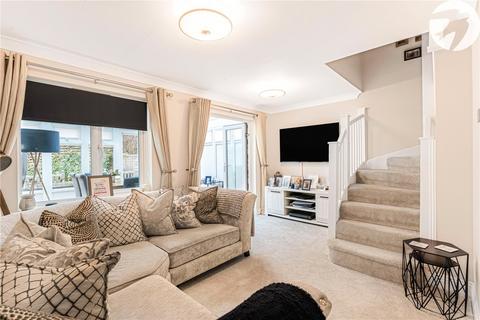 25 Heathlee Road, Dartford, DA1 3PW