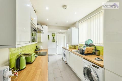 1 bedroom in a house share to rent, Room 1, 181 Hamil Road, Stoke-on-Trent ST6