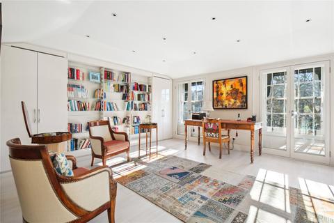 undefined, Holland Park Avenue, London, W11