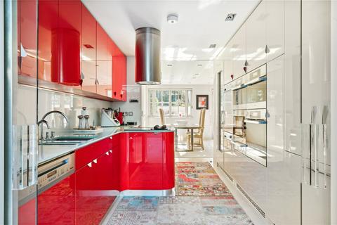 undefined, Holland Park Avenue, London, W11