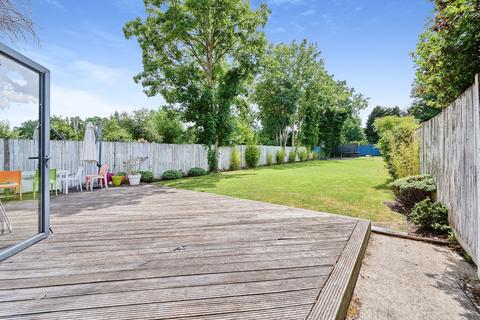 3 bedroom flat for sale, Dartmouth Road, London