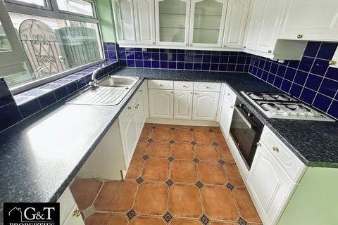 2 bedroom bungalow for sale, Lydgate Road, Kingswinford