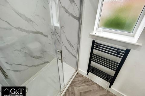 3 bedroom semi-detached house to rent, Swanfield Road, Stourbridge