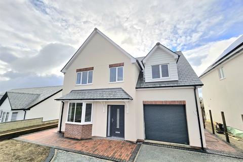 4 bedroom detached house for sale, Long Park Drive, Bradworthy, Holsworthy, Devon, EX22