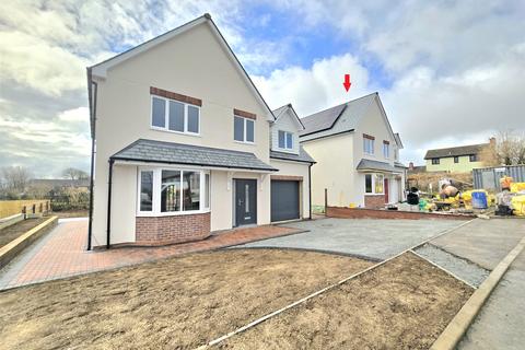 4 bedroom detached house for sale, Long Park Drive, Bradworthy, Holsworthy, Devon, EX22