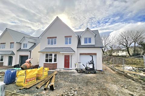 4 bedroom detached house for sale, Long Park Drive, Bradworthy, Holsworthy, Devon, EX22