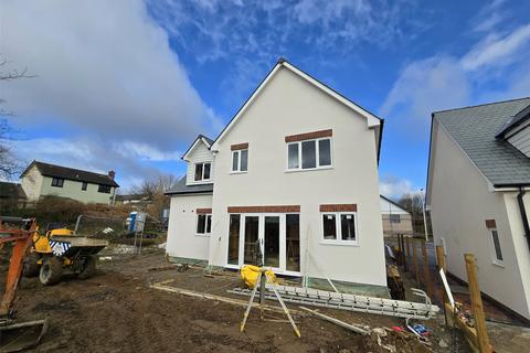 4 bedroom detached house for sale, Long Park Drive, Bradworthy, Holsworthy, Devon, EX22