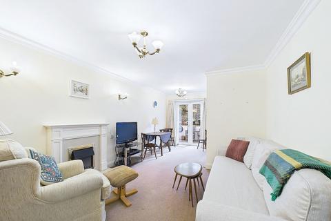1 bedroom apartment for sale, Queen Street, Hitchin, SG4