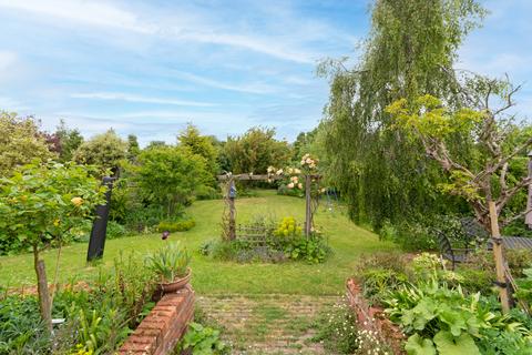 4 bedroom detached house for sale, Causeway End Road, Dunmow CM6