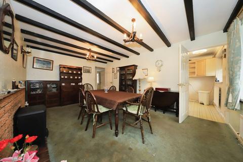 2 bedroom bungalow for sale, Harald Close, Staffordshire WV6