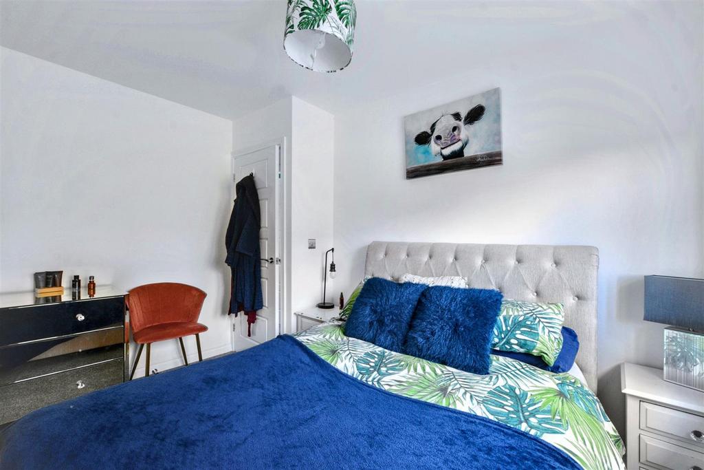 Bedroom 3 2.jpeg