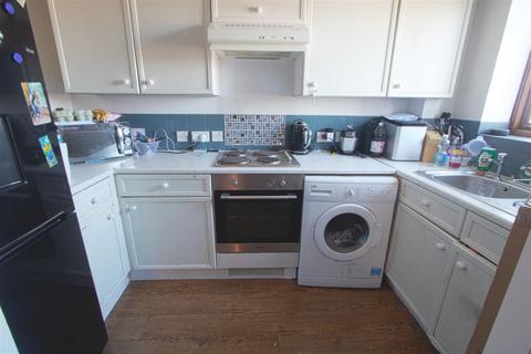 undefined, Robinia Close, Basildon SS15