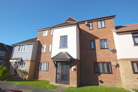 undefined, Robinia Close, Basildon SS15