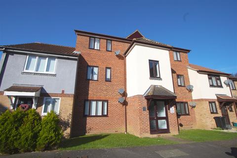undefined, Robinia Close, Basildon SS15