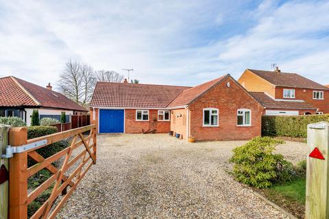 undefined, Fakenham Road, Beetley