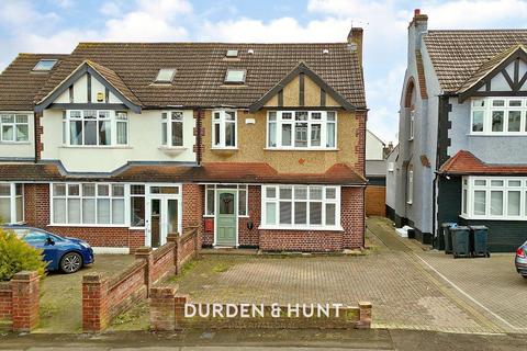 4 bedroom detached house for sale, Hillside Avenue, Woodford Green IG8