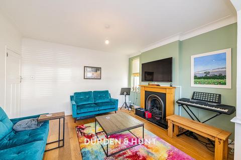 4 bedroom detached house for sale, Hillside Avenue, Woodford Green IG8