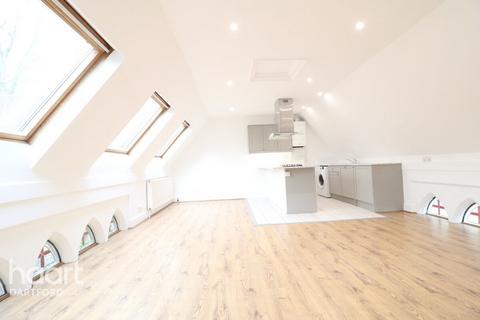 3 bedroom apartment to rent, West Hill, Dartford