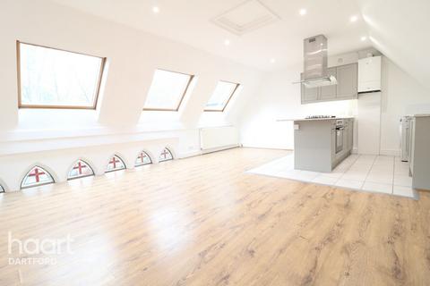 3 bedroom apartment to rent, West Hill, Dartford
