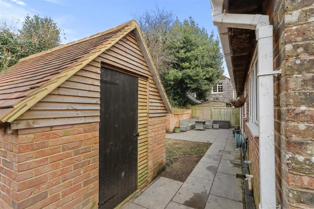 Outbuilding