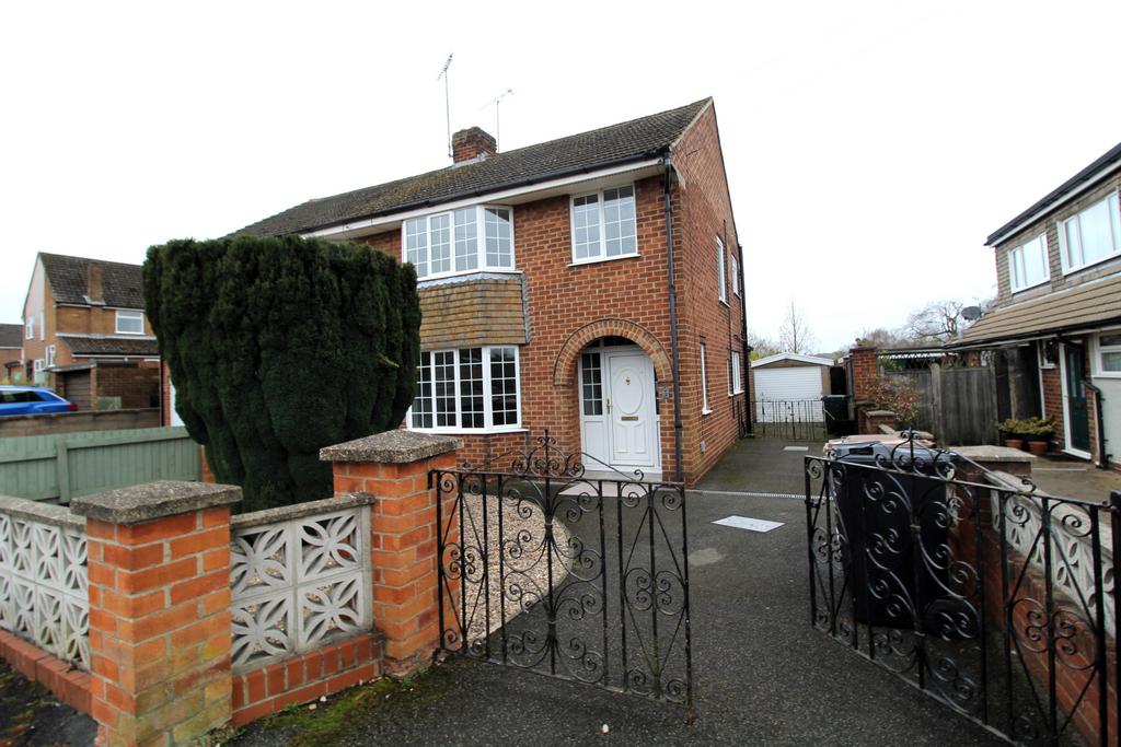 3 Pear Tree Close, Hartshorne, DE11 7 AQ