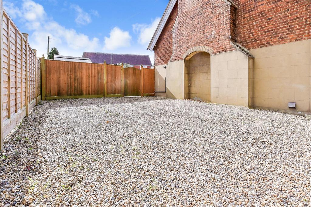 Driveway/Parking
