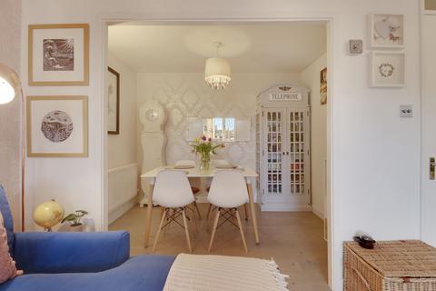 70 Avern Road, West Molesey, KT8 2JP