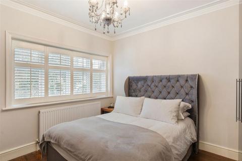 9 Wyndham Road, London, W13 9TE