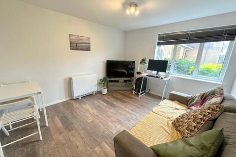 92 Eton Wick Road, Eton Wick, Windsor, SL4 6JW