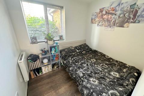 92 Eton Wick Road, Eton Wick, Windsor, SL4 6JW