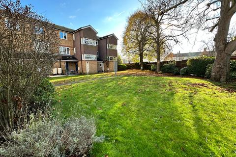 92 Eton Wick Road, Eton Wick, Windsor, SL4 6JW