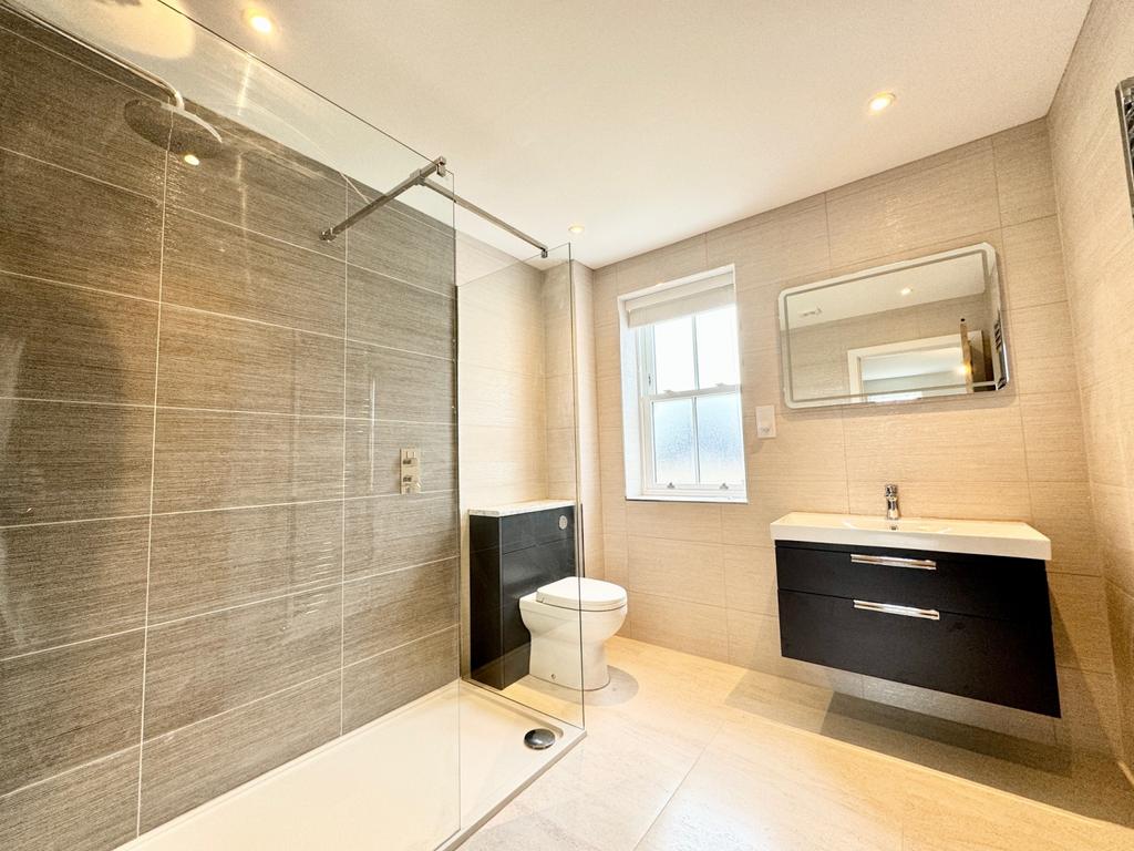 Example photo as property not complete