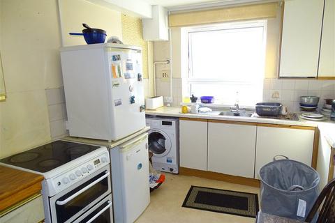undefined, Cumberland House: Central