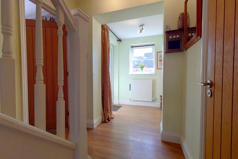 5 Abbey Close, Eye, Peterborough, PE6 7WE