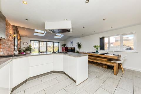 109 Crewe Road, Shavington, Crewe, CW2 5DW