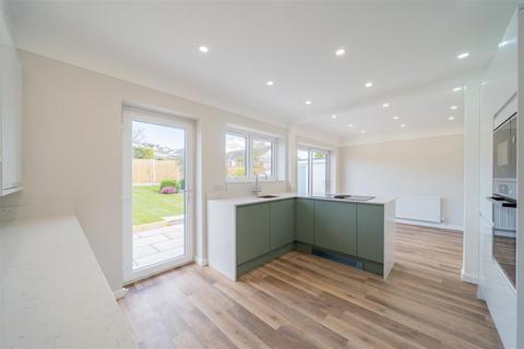 7 Gulls Way, Wirral, CH60 9JG