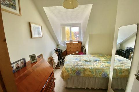 2 bedroom sheltered housing for sale, Fegans Court, Stony Stratford, Milton Keynes