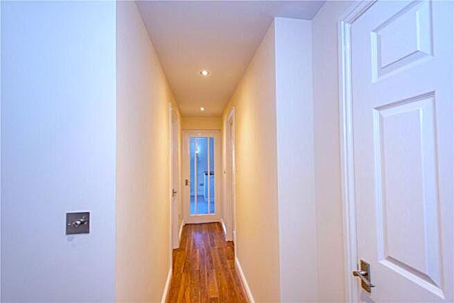 Private Entrance Hall