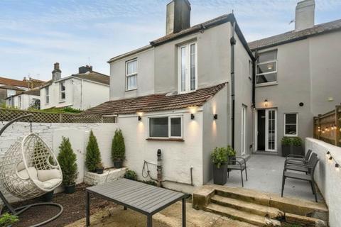 undefined, Cambridge Road, Eastbourne, BN22 7BT