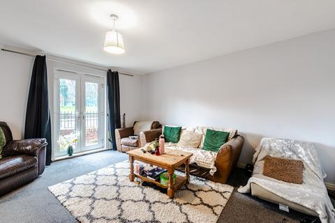 8 Abbots Mews, Leeds, LS4 2AB
