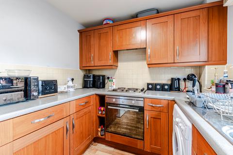 8 Abbots Mews, Leeds, LS4 2AB