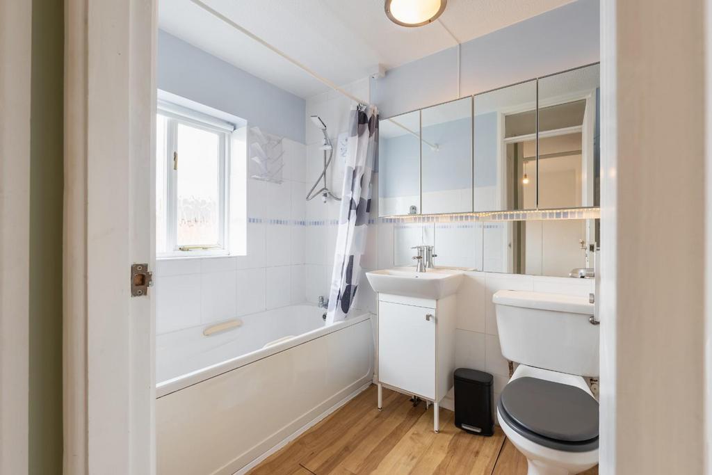 Bathroom-1.jpg