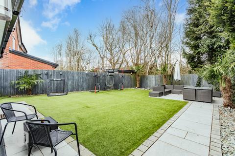 35 Cedar Fold, Tottington, Bury, BL8 3GG
