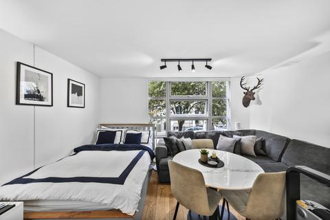 undefined, Kensington Gardens Square, Kensington, W2