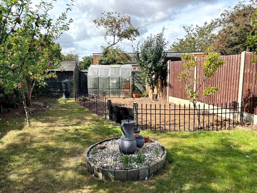 Bottom Garden.JPEG